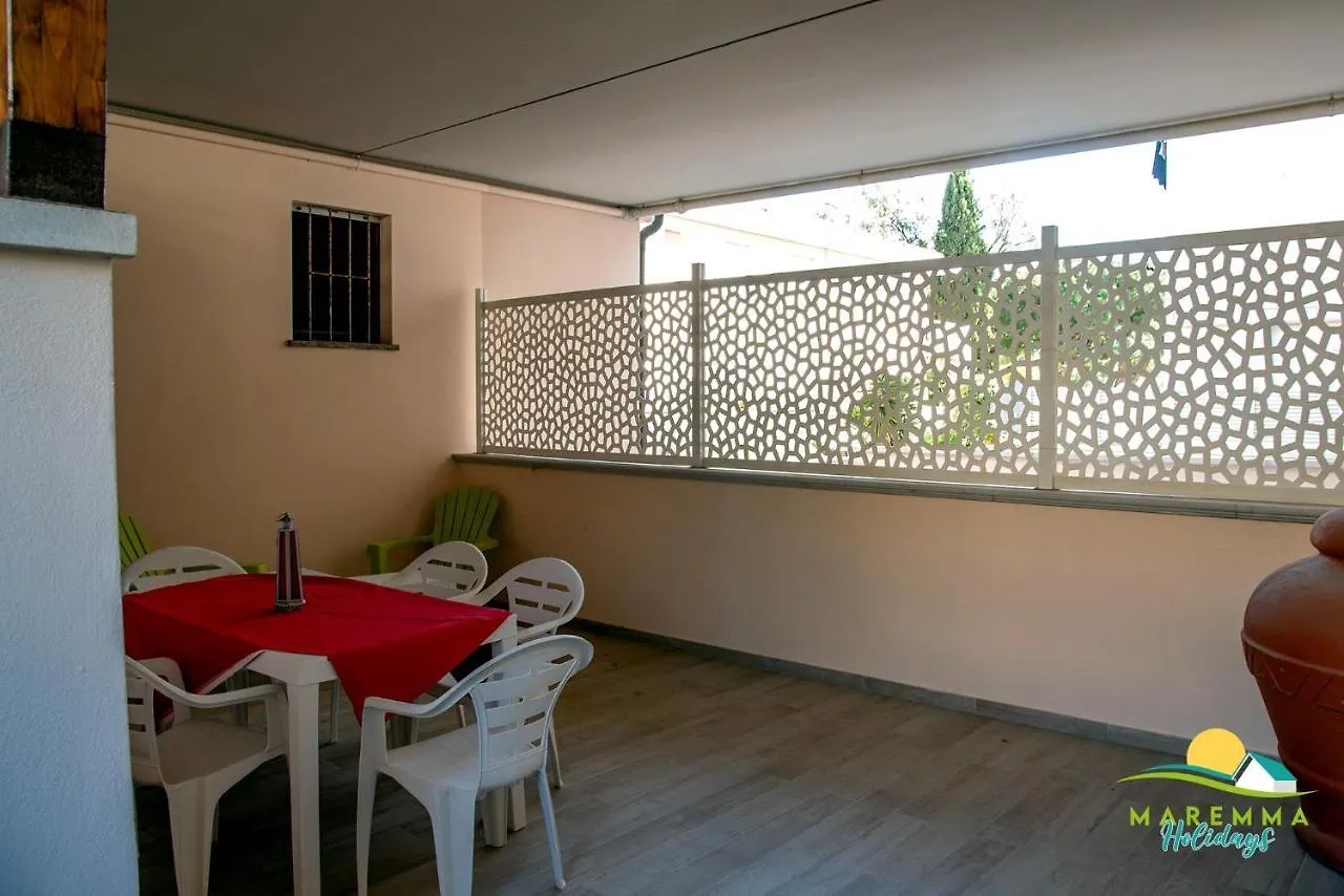Maremma Holidays: Atene Apartment Follonica 0*,